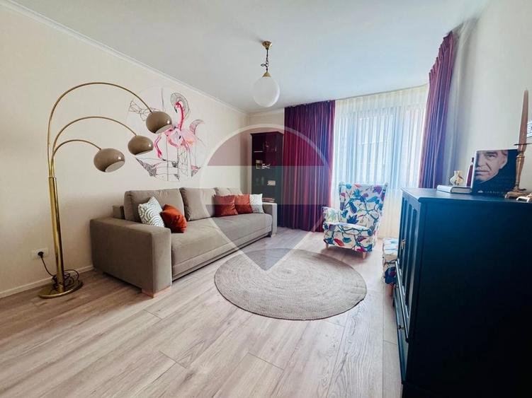 Apartament cu 2 camere decomandat, mobilat în Semicentral