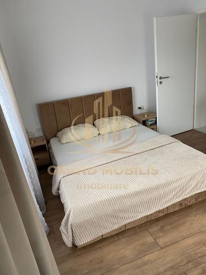Duplex cu 3 camere cu Canalizare în Sânandrei
