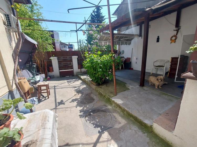Casă individuală cu 2 camere cu Canalizare în Banu Manta