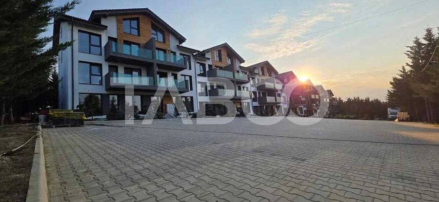 Apartament cu 3 camere decomandat în Industrial Vest