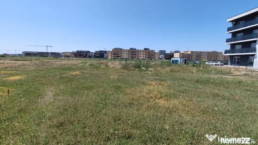 Teren în Titan