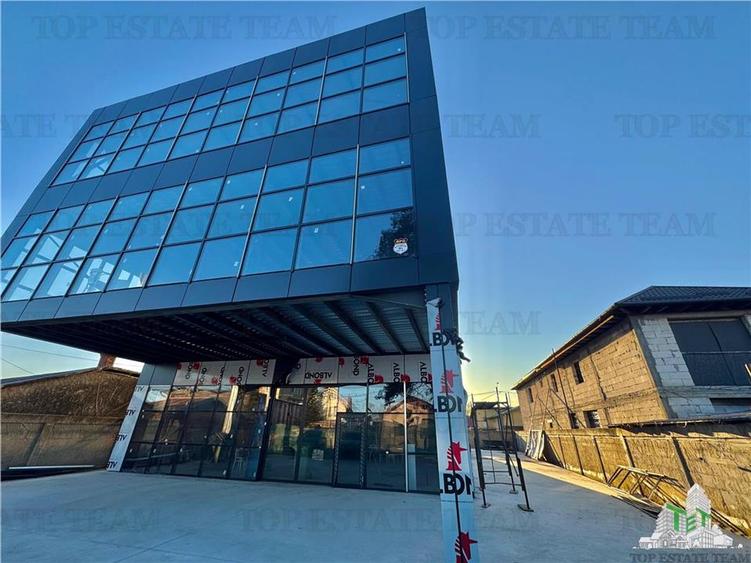 Spațiu comercial, de 340 mp, în Ștefăneștii de Jos