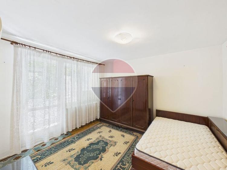 Apartament cu 3 camere decomandat, mobilat în Brâncoveanu