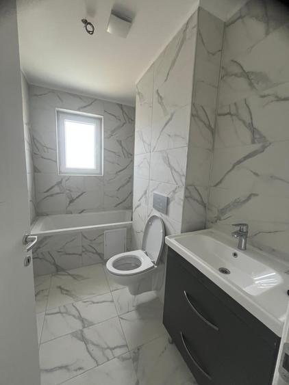 Apartament cu 2 camere semidecomandat în Ștefăneștii de Jos
