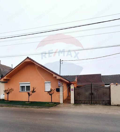 Casă cu 3 camere cu Teren 1262 Mp în Hidiș