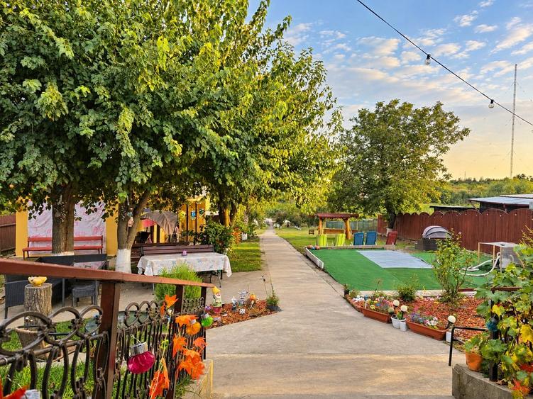 Casă individuală cu 5 camere cu Canalizare în Snagov