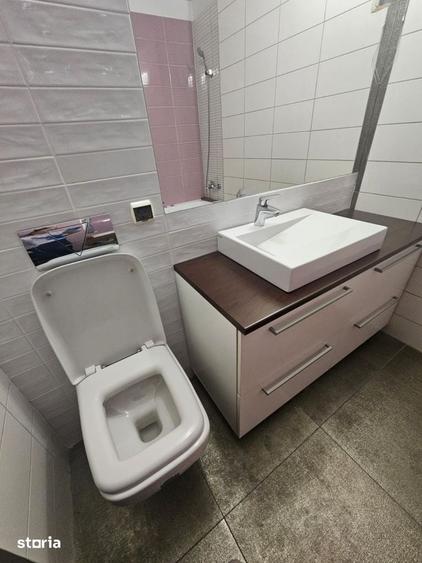 Apartament cu 3 camere în Calea București