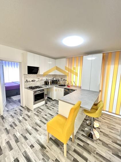 Apartament cu 3 camere decomandat, mobilat în Giarmata-Vii