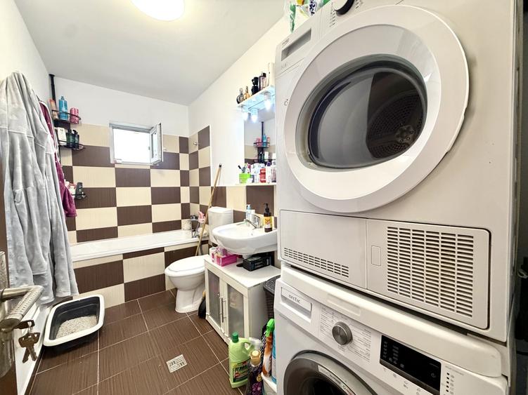 Apartament cu 2 camere semidecomandat, mobilat în Simion Bărnuțiu