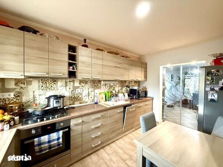Casă cu 4 camere cu Teren 1600 Mp în Hereclean