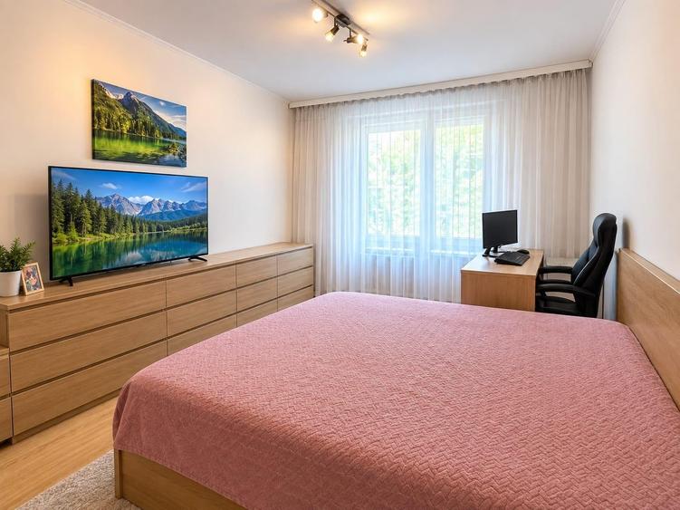 Apartament cu 3 camere în Barbu Văcărescu