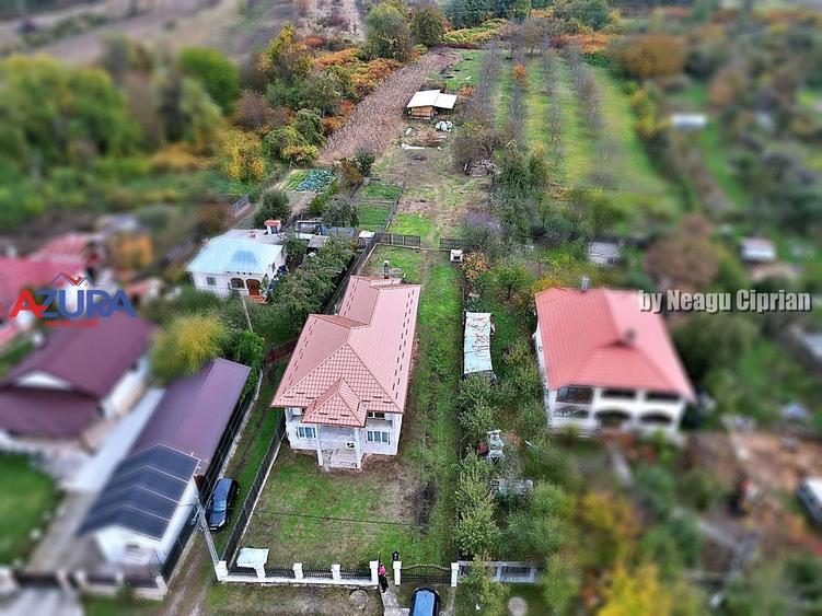 Casă individuală cu 4 camere cu Teren 1100 Mp în Bogați