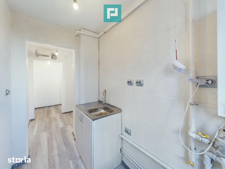 Apartament cu 3 camere semidecomandat în Șega