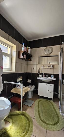 Casă individuală cu 3 camere cu Canalizare în Lazaret