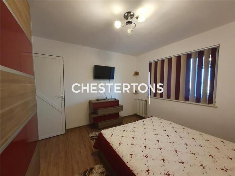 Apartament cu 2 camere decomandat, mobilat în Casa de Cultură