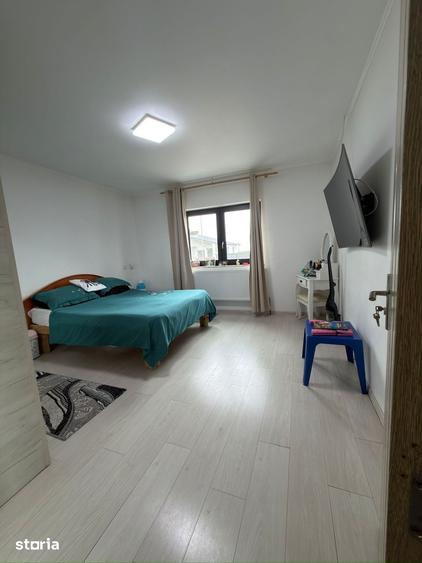 Casă cu 3 camere cu Teren 500 Mp în Central