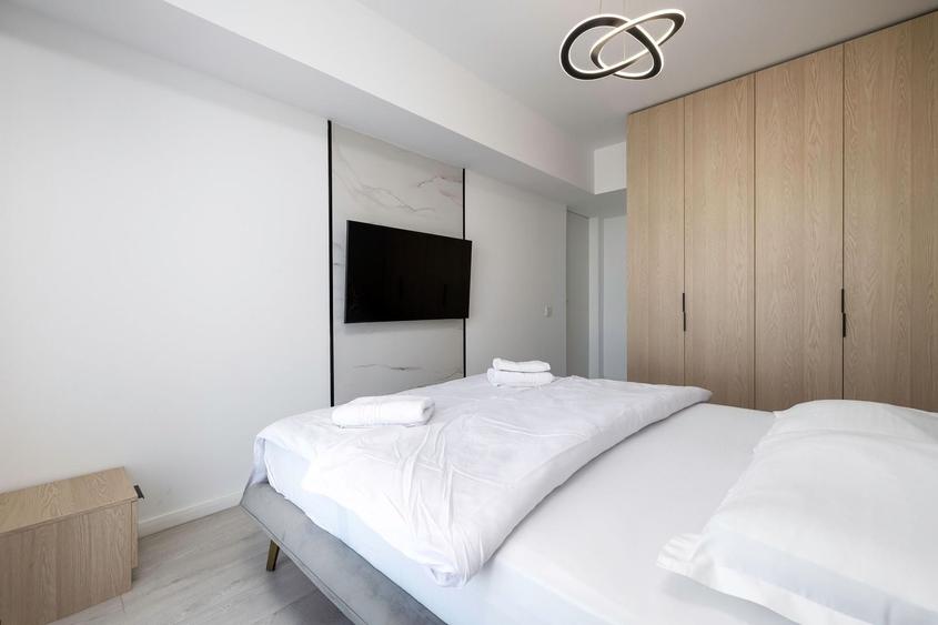 Apartament cu 3 camere, mobilat în Parcul Carol