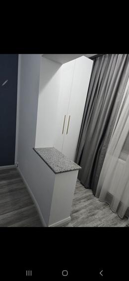 Apartament cu 4 camere decomandat în Exterior Vest