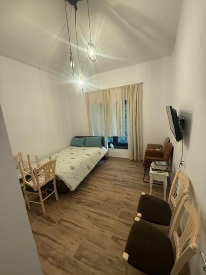Casă individuală cu 3 camere cu Canalizare în Central