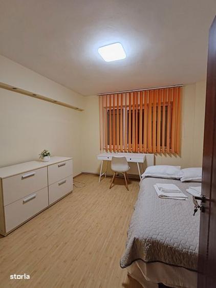 Inchiriez apartament 3 camere 400 eur - 8