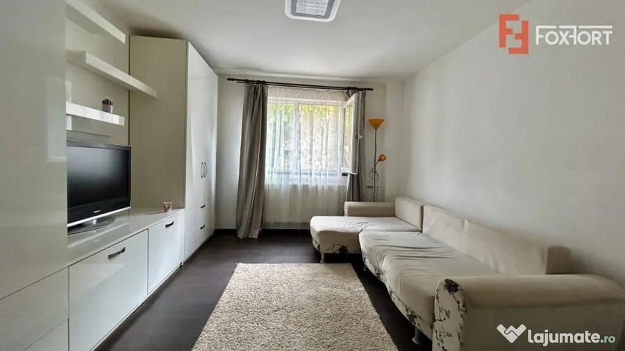 Garsonieră decomandată în Buziașului