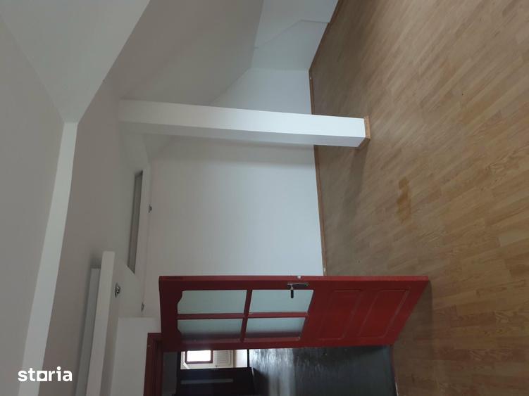 Casă cu Teren 1800 Mp în Vadu Moldovei