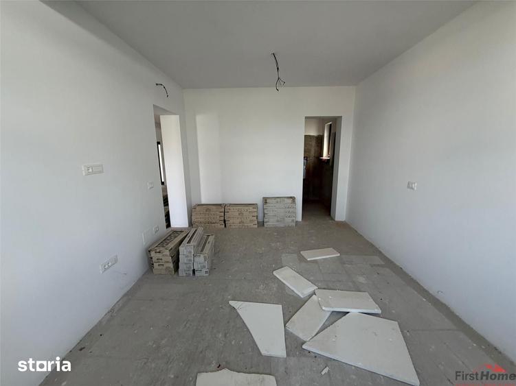 Casă cu 5 camere cu Teren 674 Mp în Vânători