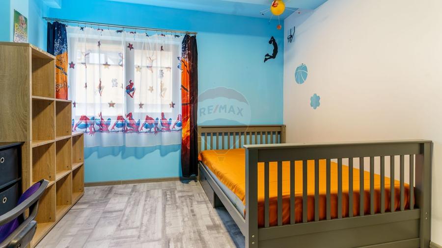 Duplex cu 4 camere cu Teren 123 Mp în Florești