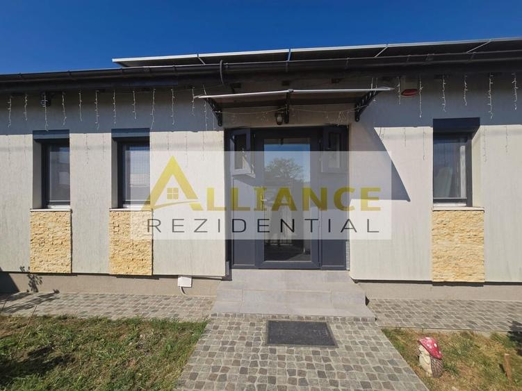 Casă individuală cu 3 camere cu Canalizare în Berceni