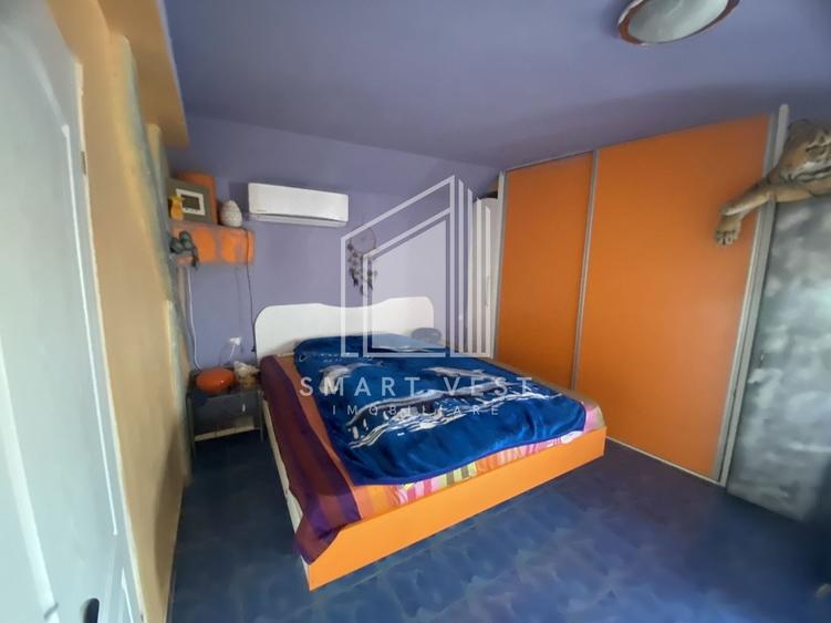 Apartament cu 4 camere decomandat, mobilat în Central