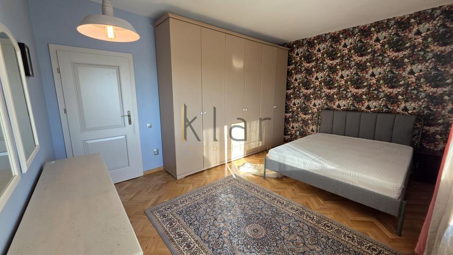 Apartament cu 3 camere decomandat, mobilat în Central