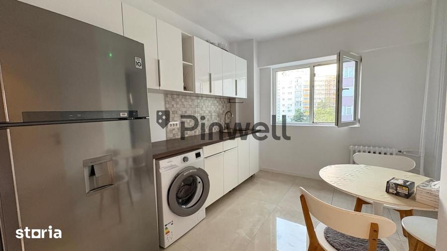 Apartament cu 5 camere decomandat în Obor