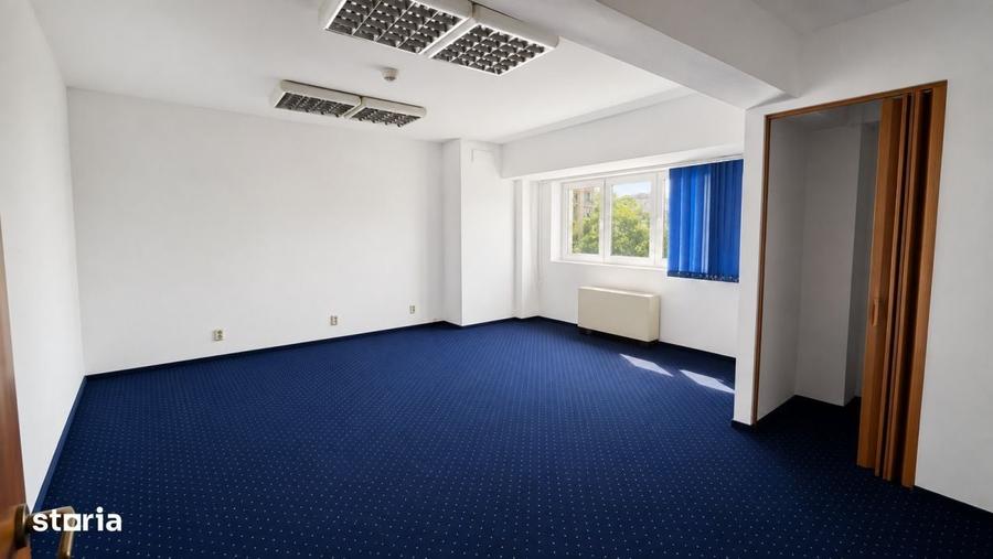 Apartament cu 4 camere în Central