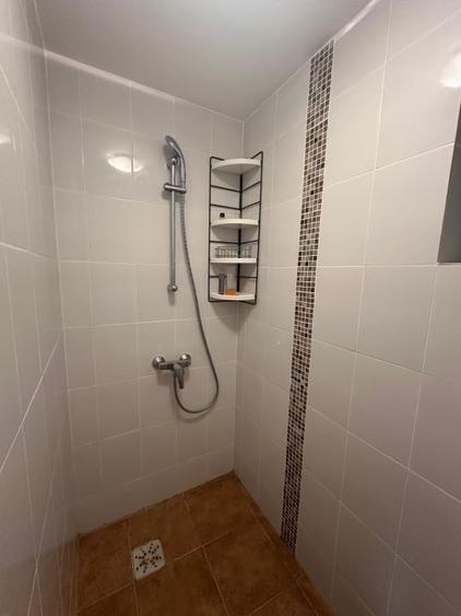 Casă individuală cu 5 camere cu Canalizare în Bozioru