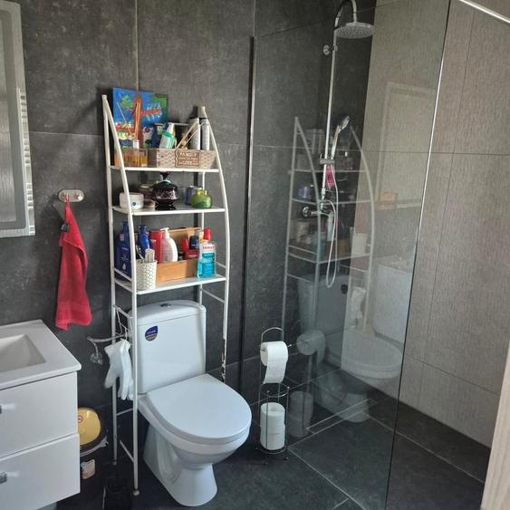 Duplex cu 4 camere cu Canalizare în Dumbrăvița