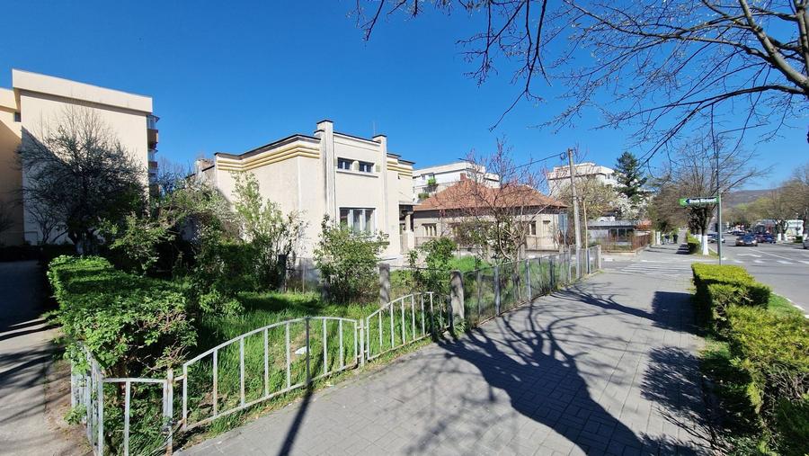 Casă cu 3 camere în Central
