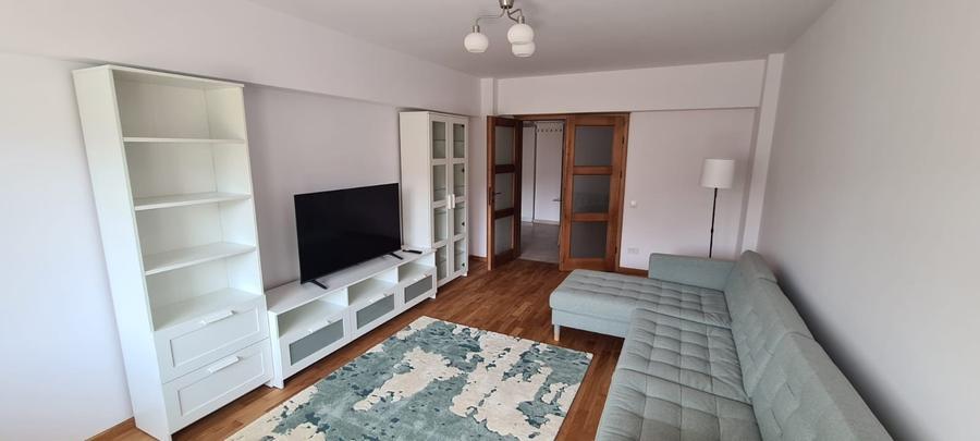 Apartament superb, 2 camere ultracentral, prima inchiriere, centrala, 725 euro - 1