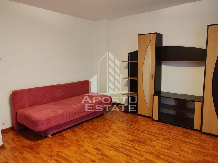 Apartament cu 2 camere decomandat, mobilat în Lunei