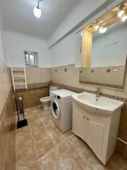 Apartament cu 2 camere semidecomandat în Ultracentral