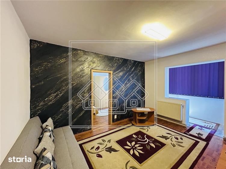 Ap cu 3 camere, balcon, etaj 3\/4, mobilat si utilat complet - 4