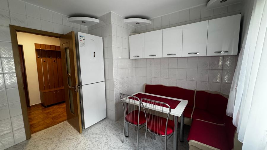 Apartament cu 2 camere decomandat în Brâncoveanu