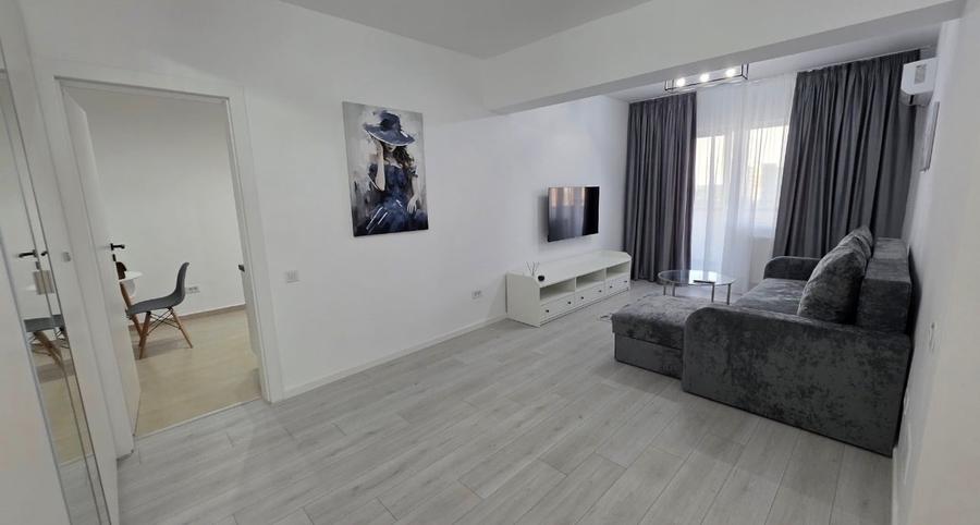 Apartament cu 2 camere semidecomandat, mobilat în Păcii
