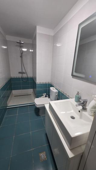 Casă cu 4 camere cu Teren 50 Mp în Ultracentral
