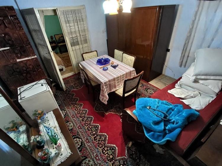 Casă individuală cu 4 camere cu Teren 90 Mp în Mihai Bravu