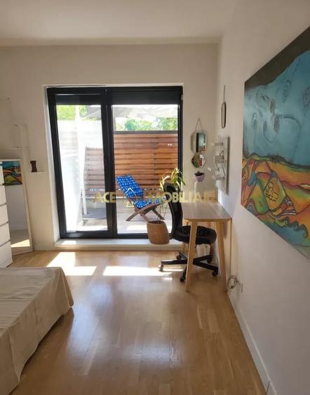 Apartament cu 2 camere semidecomandat, mobilat în Domenii