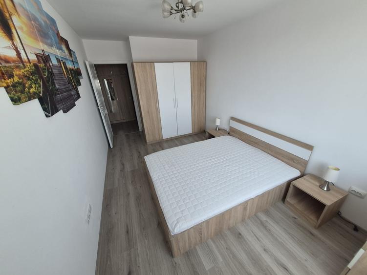 Apartament cu 2 camere semidecomandat în Dosu Bricii
