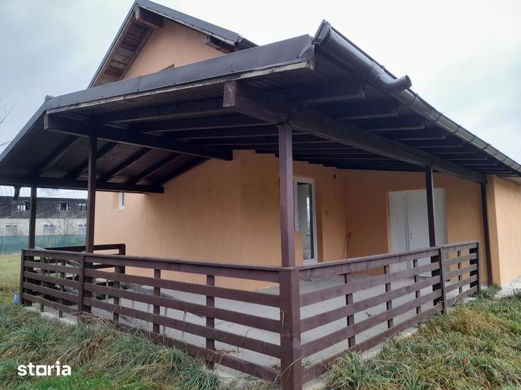 Casă cu 3 camere cu Teren 600 Mp în Domnești