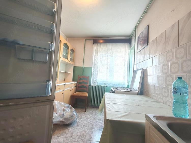 Apartament cu 2 camere semidecomandat în Trivale