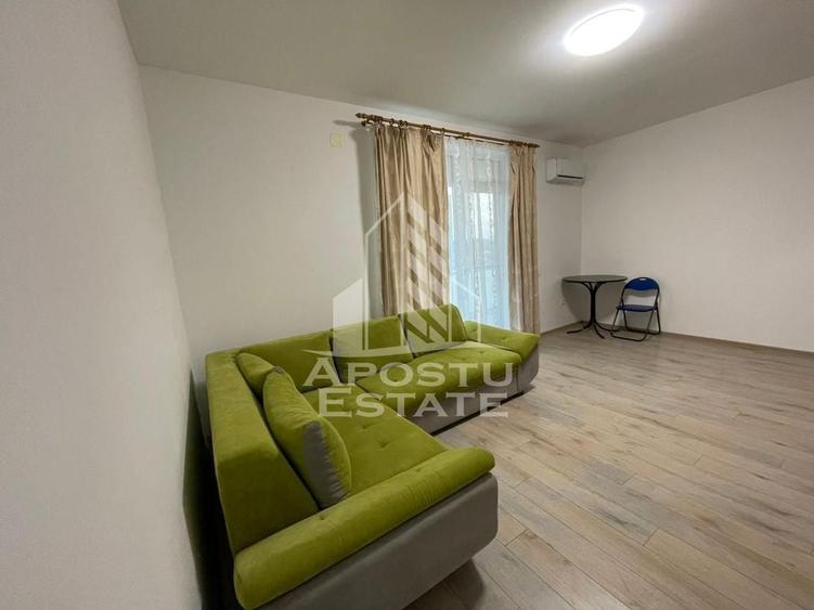Apartament cu 2 camere semidecomandat în Dumbrăvița