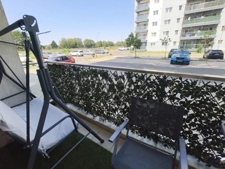 Apartament cu 3 camere semidecomandat în Prelungirea Ghencea